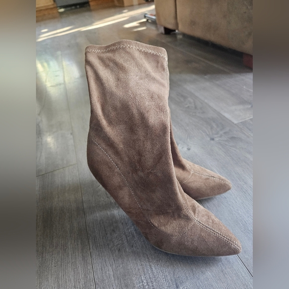 Wild diva stiletto booties - Picture 2 of 9